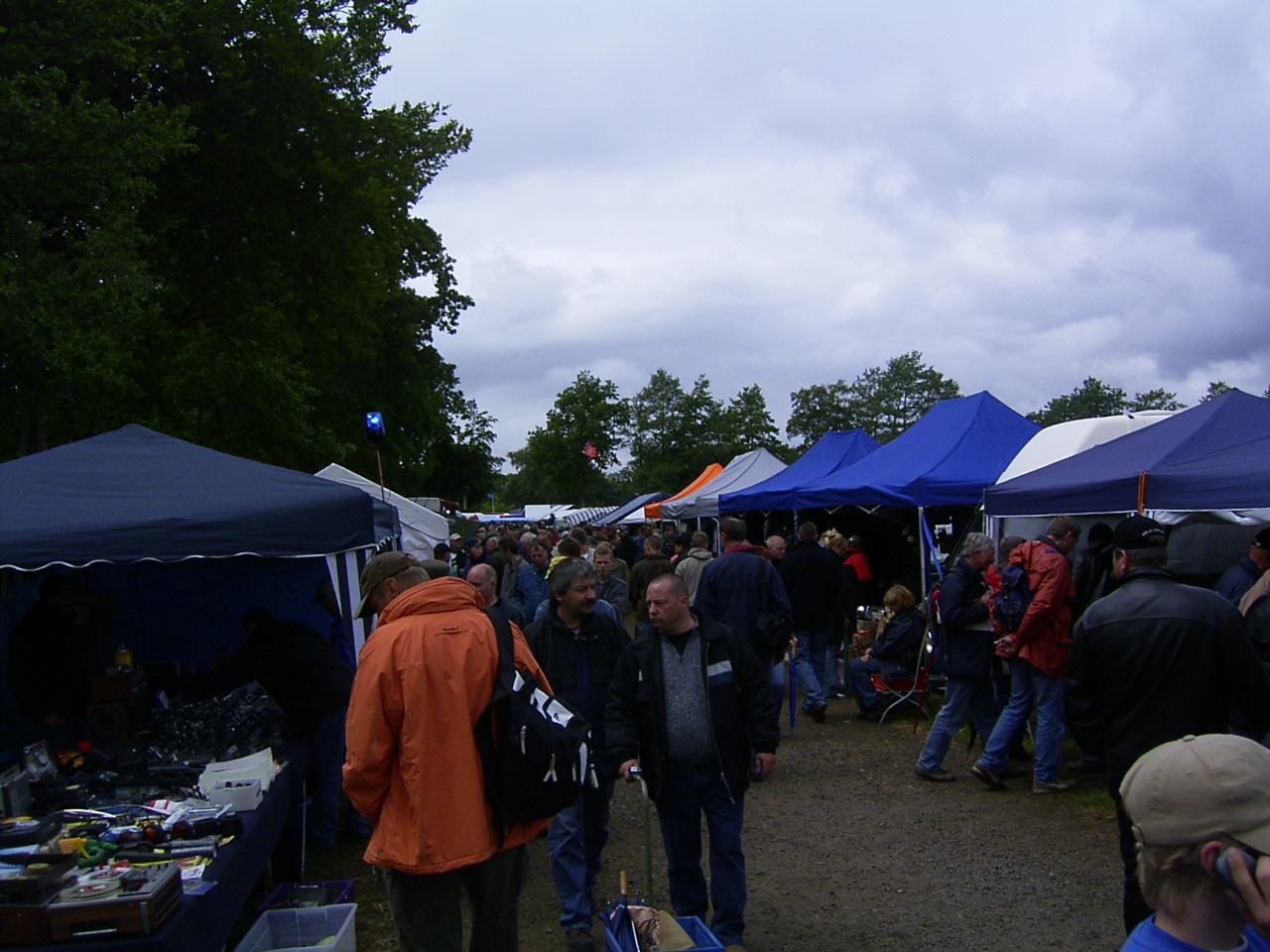 Juni 2005 - 24. Oldtimertreffen mit Teilemarkt in Bockhorn (Friesland)!